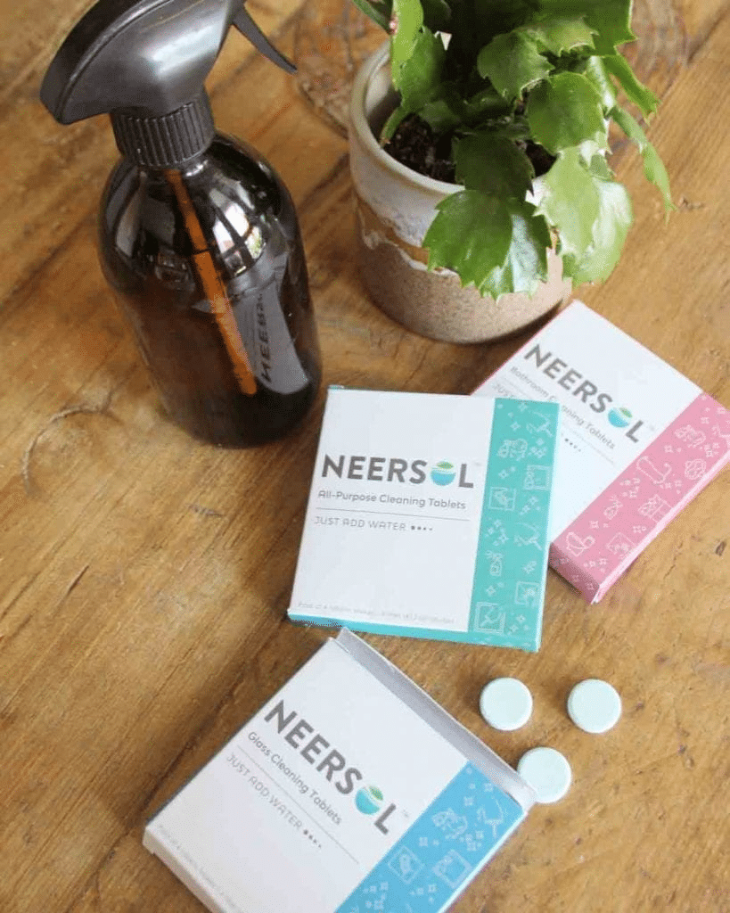 NeerSol glass cleaning tablets